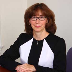 Cindy Saxton Board Member